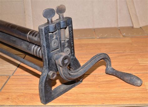 Vintage sheet metal tool 